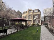 Satılır 6 otaqlı həyət evi/bağ evi 400 m², Badamdar q., photo 1 from 8