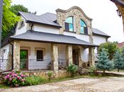 Satılır 5 otaqlı həyət evi/bağ evi 400 m², photo 2 from 8