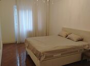 3-комн. новостройка - м. Элмляр Академиясы - 150 м²