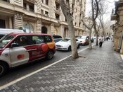 Satılır 2 otaqlı köhnə tikili 54 m², Sahil m., photo 4 from 8