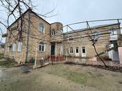 Satılır 12 otaqlı həyət evi/bağ evi 800 m², Novxanı q., photo 1 from 8