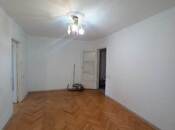 Продаётся 2-комн. вторичка 48 м², м. Элмляр Академиясы, photo 1 from 8