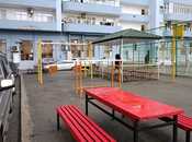 Продаётся 2-комн. новостройка 58 м², м. Кара Караев, photo 4 from 8