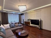 Объявление №5827724 - Баку, м. Элмляр Академиясы, 4-комн., 170 м², 10/25 этаж