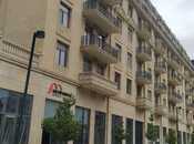 4 otaqlı yeni tikili - Ağ şəhər q. - 209 m²