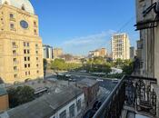 Продаётся 2-комн. вторичка 60 м², м. Низами, photo 3 from 8