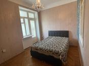Продаётся 2-комн. вторичка 60 м², м. Низами, photo 6 from 8