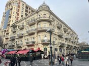 Satılır 6 otaqlı köhnə tikili 320 m², Sahil m., photo 3 from 8