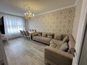 Satılır 2 otaqlı köhnə tikili 65 m², Əhmədli m., photo 1 from 8