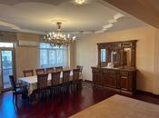 Elan №5674030 - Bakı, 28 May m., 4 otaqlı, 205 m², 3/14 mərtəbə