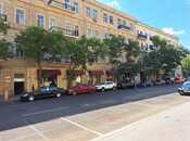 Объявление №5838357 - Баку, м. Сахил, 4-комн., 160 м², 4/4 этаж