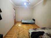 Продаётся 1-комн. вторичка 40 м², м. Нефтчиляр, photo 2 from 8