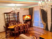 Satılır 5 otaqlı köhnə tikili 140 m², Azadlıq Prospekti m., photo 2 from 8