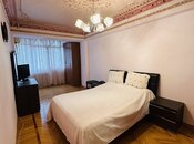 Satılır 3 otaqlı köhnə tikili 106 m², Elmlər Akademiyası m., photo 4 from 8