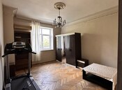 Satılır 4 otaqlı köhnə tikili 130 m², Nəsimi r., photo 3 from 8