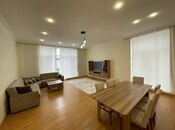 4 otaqlı həyət evi/bağ evi - Şüvəlan q. - 300 m²