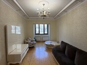 Satılır 4 otaqlı köhnə tikili 102 m², Yeni Günəşli q., photo 3 from 8