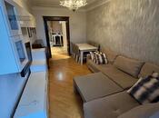 Продаётся 2-комн. вторичка 60 м², м. Элмляр Академиясы, photo 4 from 8