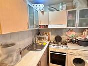 Satılır 3 otaqlı köhnə tikili 70 m², Nizami m., photo 7 from 8