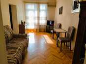 İcarəyə verilir 2 otaqlı köhnə tikili 65 m², 28 May m., photo 3 from 8