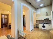 İcarəyə verilir 5 otaqlı köhnə tikili 200 m², 28 May m., photo 5 from 8