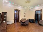 Elan №5861634 - Bakı, 28 May m., 5 otaqlı, 200 m², 2/3 mərtəbə