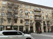 Elan №5862716 - Bakı, Nizami m., 3 otaqlı, 100 m², 2/5 mərtəbə