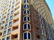 Продаётся 2-комн. новостройка 70 м², Бинагадинский р., photo 1 from 8