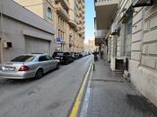 Satılır 2 otaqlı köhnə tikili 35 m², Nizami m., photo 2 from 8