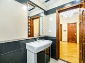 İcarəyə verilir 5 otaqlı yeni tikili 200 m², 28 May m., photo 7 from 8