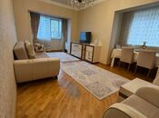 Satılır 3 otaqlı köhnə tikili 90 m², Nəsimi m., photo 2 from 8