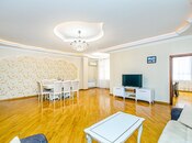 Elan №5871950 - Bakı, 28 May m., 5 otaqlı, 200 m², 5/18 mərtəbə