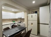 Продаётся 3-комн. вторичка 90 м², м. Иншаатчылар, photo 3 from 8