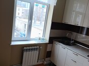 Сдаётся 1-комн. вторичка 35 м², м. Элмляр Академиясы, photo 4 from 8