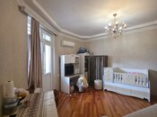 Продаётся 2-комн. вторичка 35 м², м. Элмляр Академиясы, photo 2 from 8