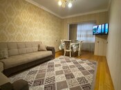 Продаётся 2-комн. вторичка 65 м², Хатаинский р., photo 1 from 8