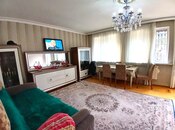 Satılır 3 otaqlı köhnə tikili 120 m², Qara Qarayev m., photo 2 from 8