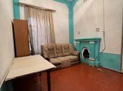 Продаётся 2-комн. вторичка 42 м², м. Ичеришехер, photo 2 from 8