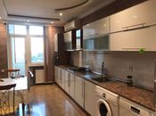 Сдаётся 3-комн. новостройка 135 м², м. Низами, photo 2 from 8