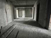 4 otaqlı yeni tikili - İnşaatçılar m. - 300 m²