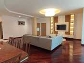 İcarəyə verilir 3 otaqlı yeni tikili 140 m², 28 May m., photo 2 from 8