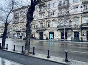 Elan №5877075 - Bakı, Sahil m., 3 otaqlı, 70 m², 3/5 mərtəbə