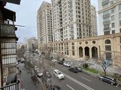 Satılır 3 otaqlı köhnə tikili 70 m², Elmlər Akademiyası m., photo 1 from 8