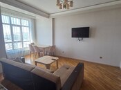 İcarəyə verilir 2 otaqlı yeni tikili 65 m², İnşaatçılar m., photo 3 from 8
