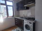 Продаётся 3-комн. вторичка 60 м², м. Ази Асланов, photo 2 from 8