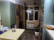 Satılır 2 otaqlı köhnə tikili 65 m², Yasamal q., photo 4 from 7