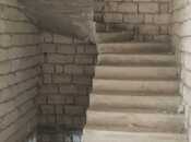 Satılır 9 otaqlı həyət evi/bağ evi 370 m², Qaraçuxur q., photo 3 from 8