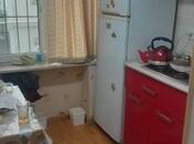 Satılır 1 otaqlı köhnə tikili 30 m², M.Ə.Rəsulzadə q., photo 2 from 6