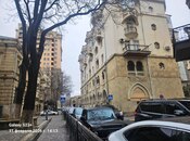 Elan №5880785 - Bakı, Sahil m., 3 otaqlı, 70 m², 2/2 mərtəbə