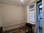 Satılır 2 otaqlı köhnə tikili 40 m², Qara Qarayev m., photo 6 from 8